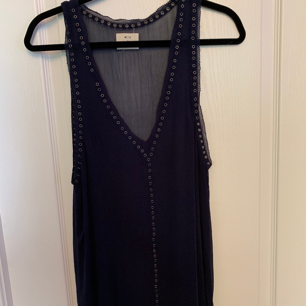 Grommet Tank